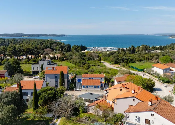 Сasa de vacaciones House Nino Pula