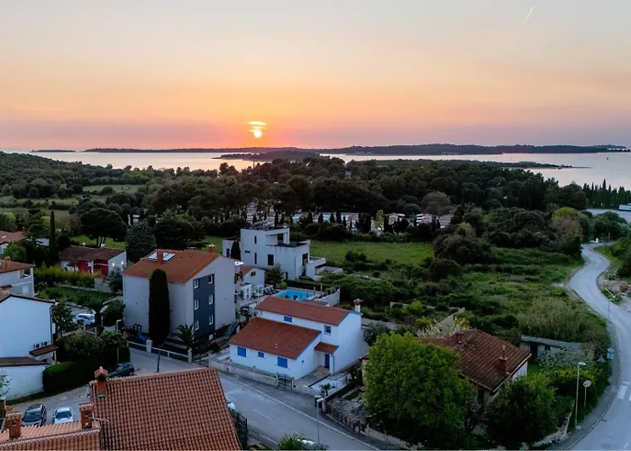 Сasa de vacaciones House Nino